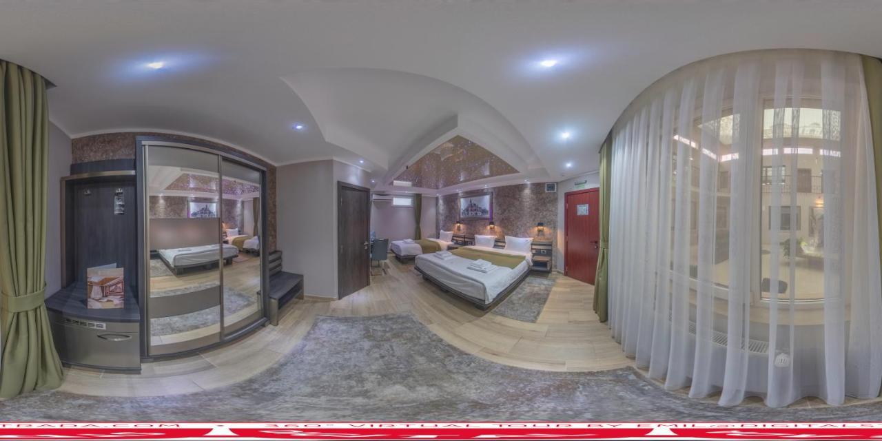 Hotel Novotheos Орадя Экстерьер фото