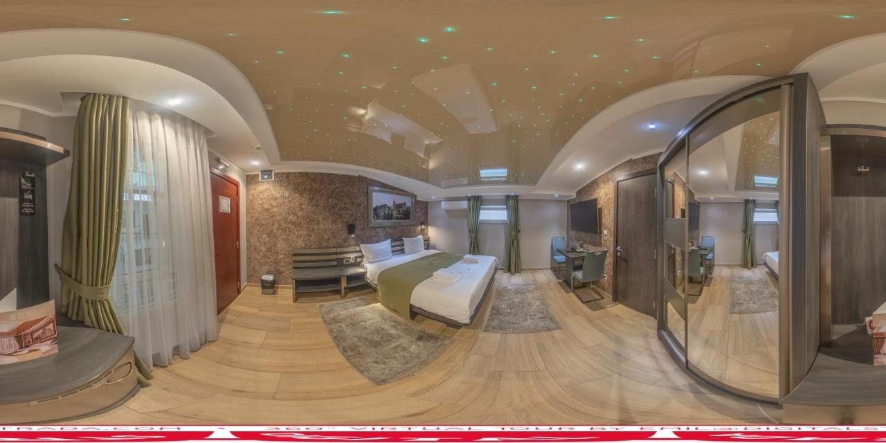 Hotel Novotheos Орадя Экстерьер фото